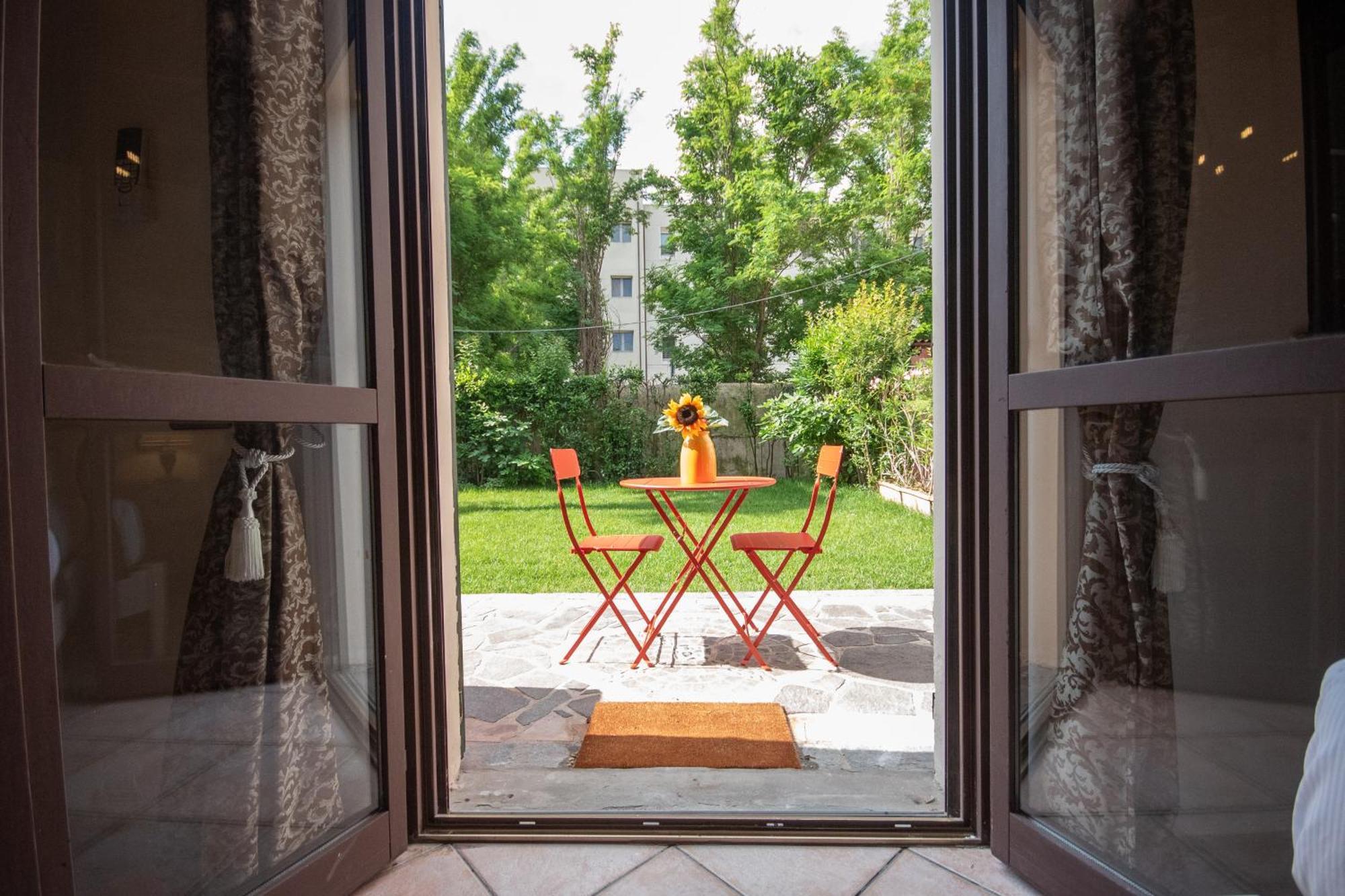 Regina Rooms Пиза Экстерьер фото